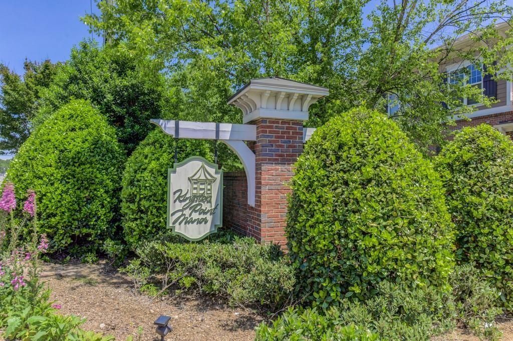 Foto principal - 3024 Eltham Pl