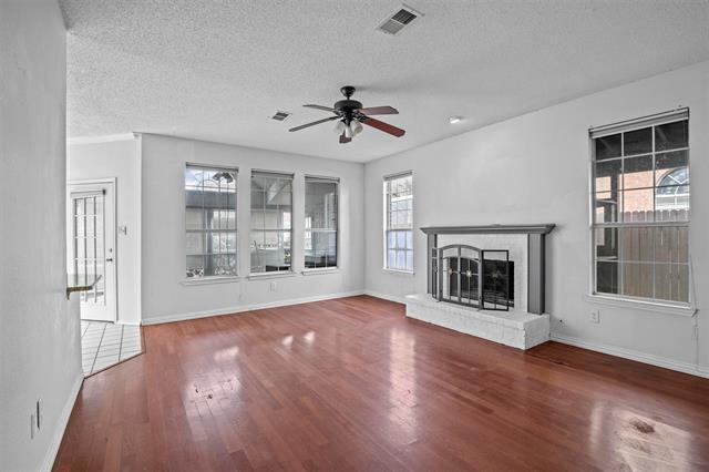 Building Photo - 6813 Carrington Dr