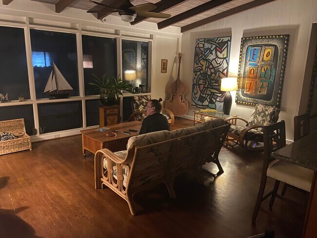 Foto del edificio - 2424 Lanai St