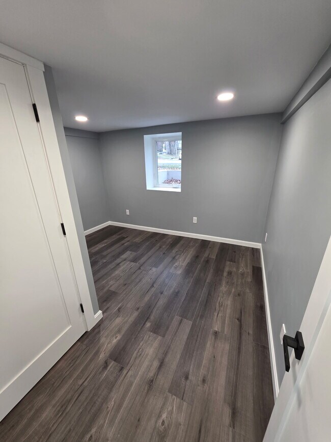 Foto del edificio - 1887 Washington Street Ext