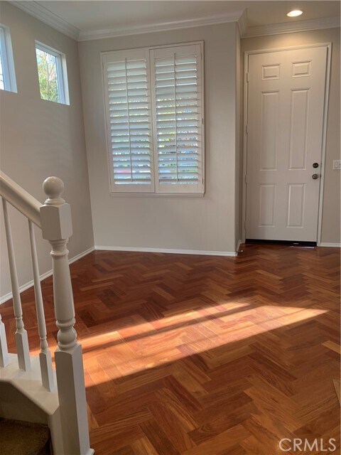 Building Photo - 15 Second St