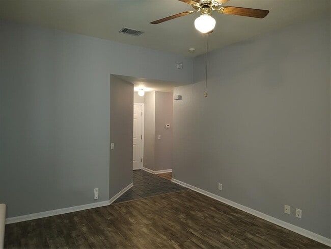 Building Photo - 131 Pony Cove