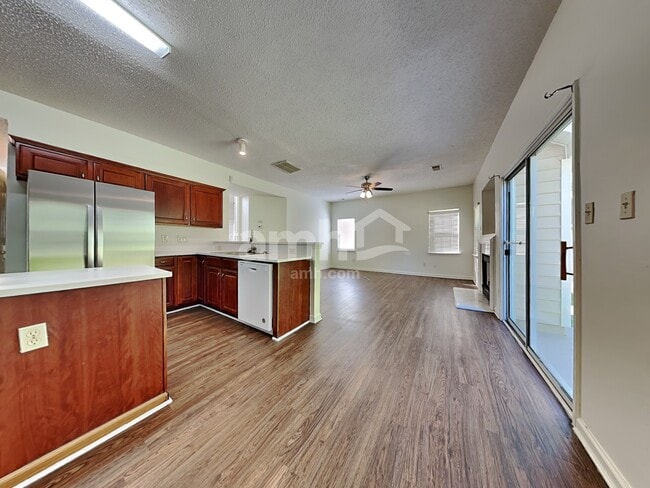 Foto del edificio - 3814 Sipes Ln