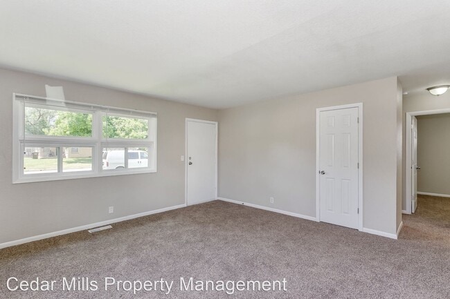 Building Photo - 2 br, 1 bath House - 4941 E. Morris