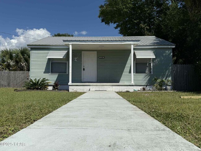 Foto del edificio - 1118 Fairland Ave