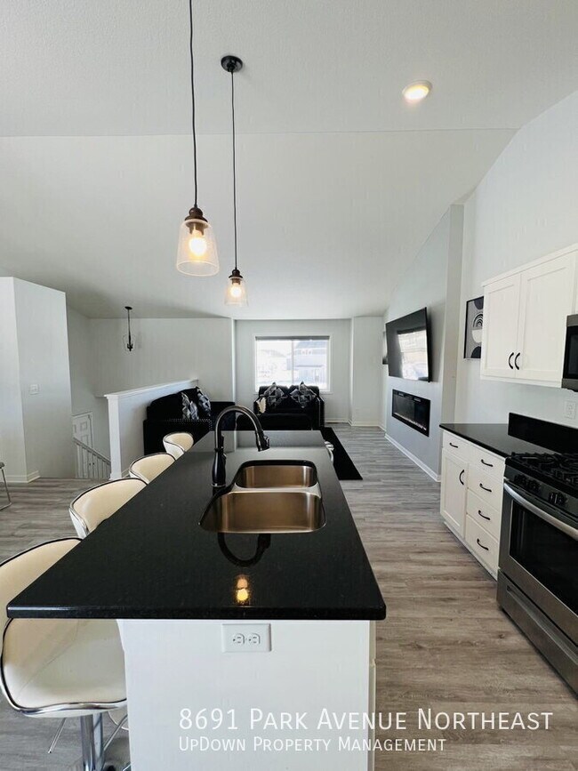 Foto del edificio - 8691 Park Ave NE