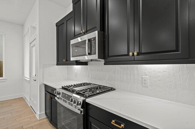 Building Photo - 527 Pk Hl Ct