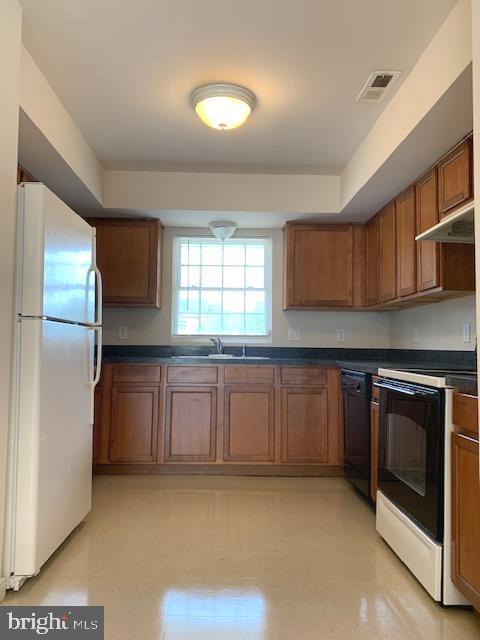 Building Photo - 1011 Myrick St