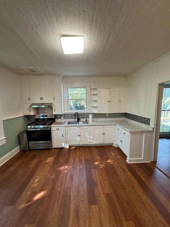 Foto del edificio - 527 E Cambridge Ave