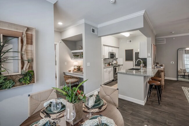 Foto del edificio - Lease Today, Save Tomorrow – $250 Off Move-In