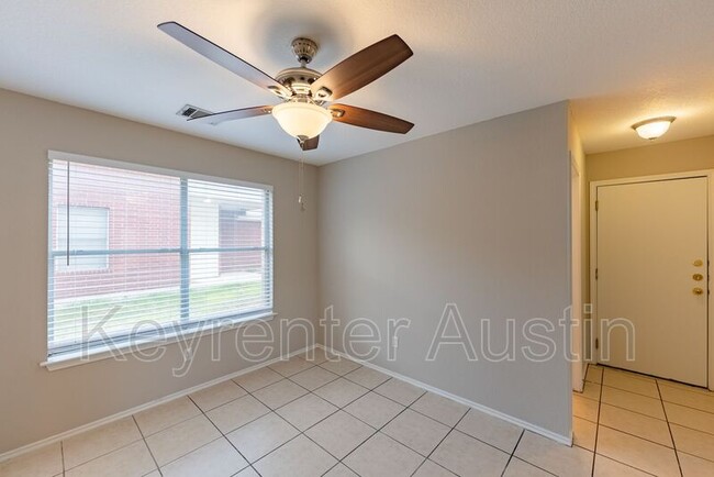 Foto del edificio - 1624 W Pflugerville Pkwy