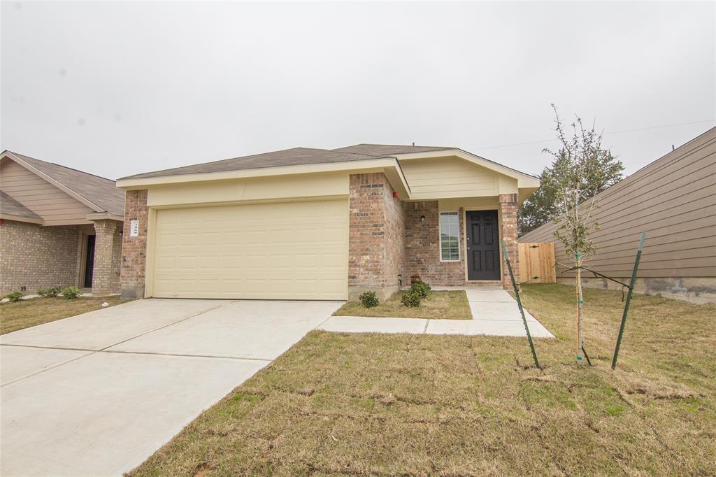 2068 Oakwood Forest Dr, Bryan, TX 77803 House for Rent in Bryan, TX