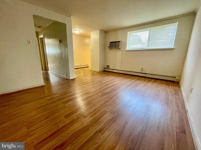 Foto del edificio - 141 E 4th Ave