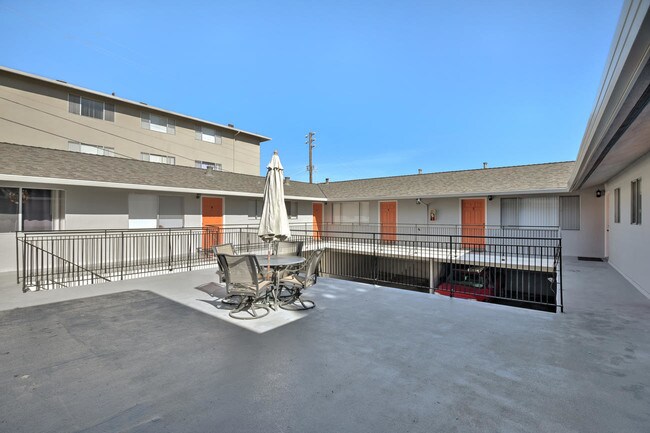 Foto del edificio - Valerga Drive Apartments