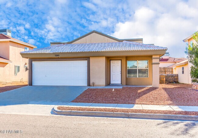 Foto del edificio - 3289 Emerald Point Dr