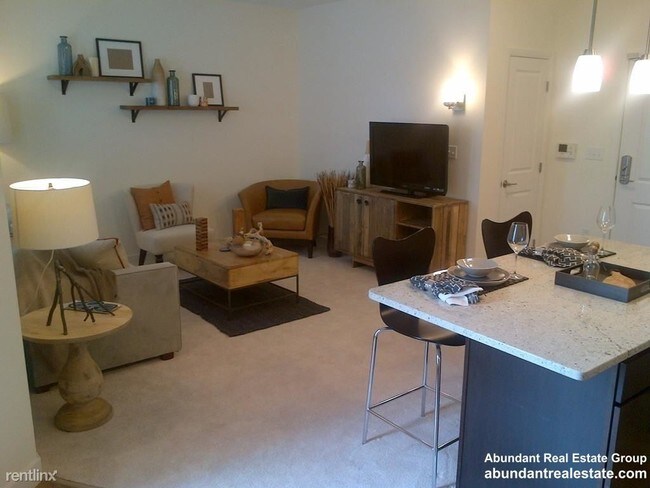 Building Photo - 1 br, 1 bath  - 27 Mill St Unit 120
