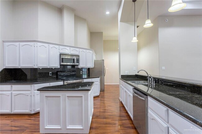 Foto del edificio - 7415 N 16th Ln