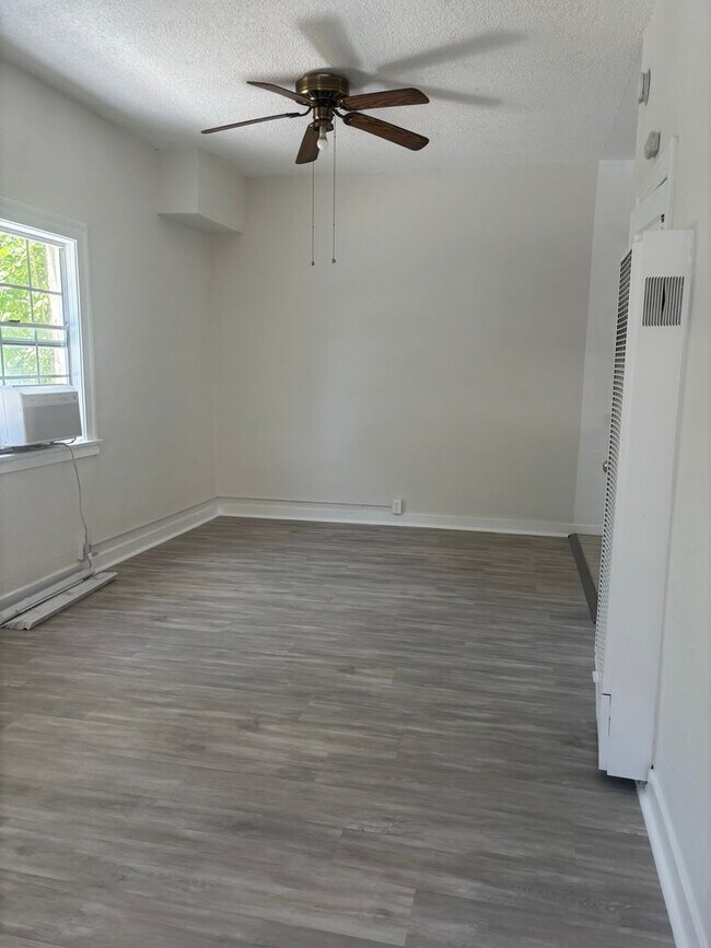 Foto del edificio - 10560 Fenwick St