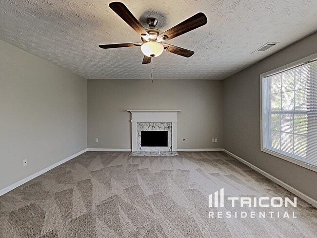 Building Photo - 65 Cascade Ct