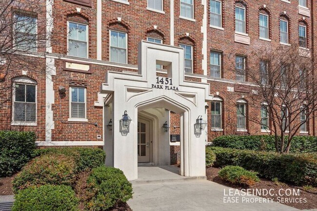 Foto del edificio - 1451 Park Rd NW