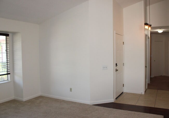 Building Photo - 3412 Leland St