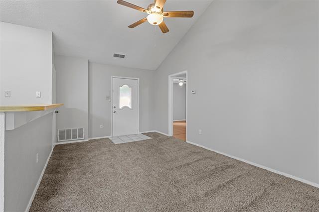 Building Photo - 740 Prairie Creek Dr