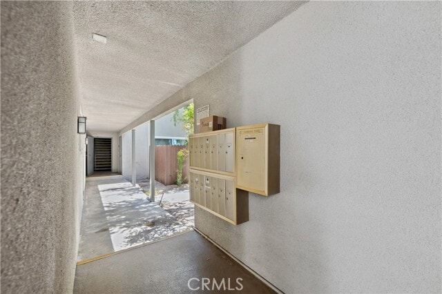 Foto del edificio - 100 S Guadalupe Ave