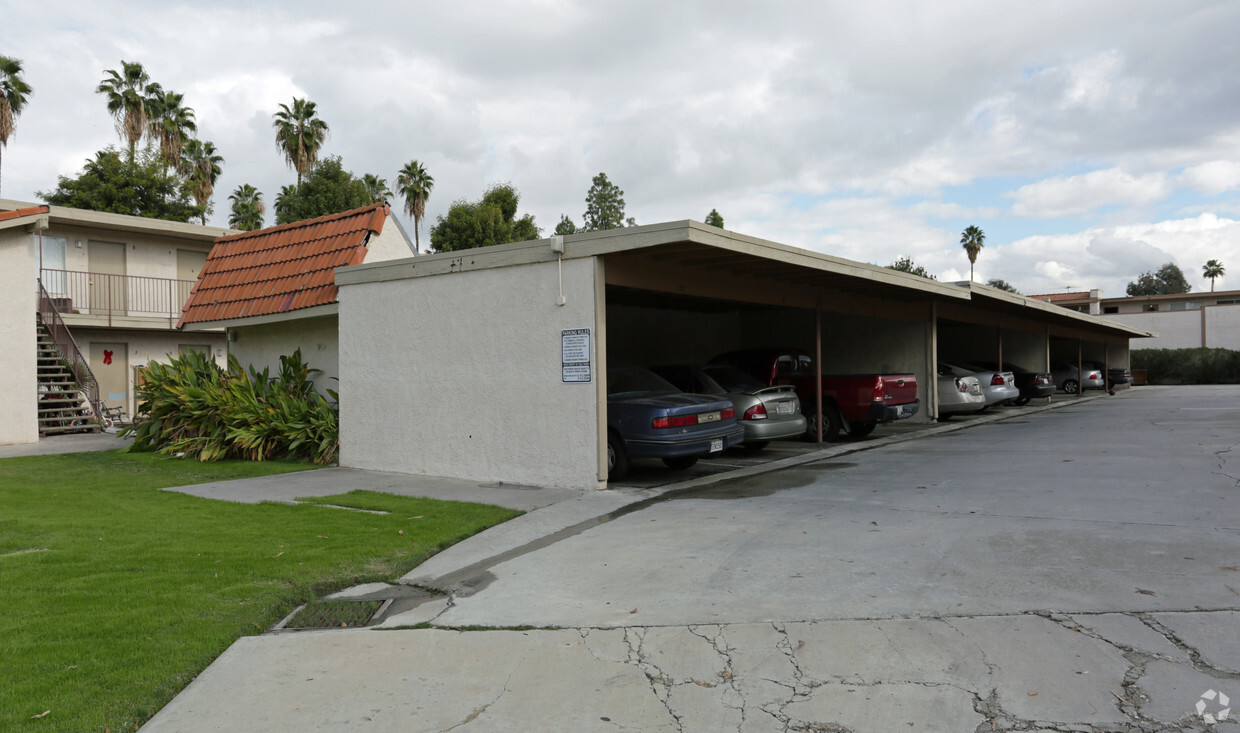 Parking Area - Wier Park