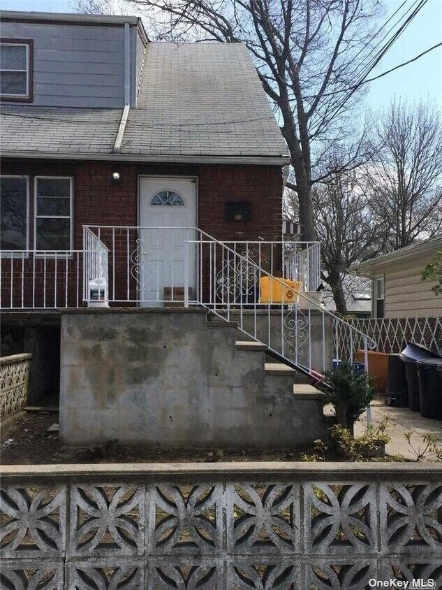 14441 231st St, Queens, NY 11413 Apartment for Rent in Queens, NY