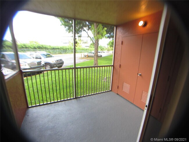 Building Photo - 8363 Lake Dr