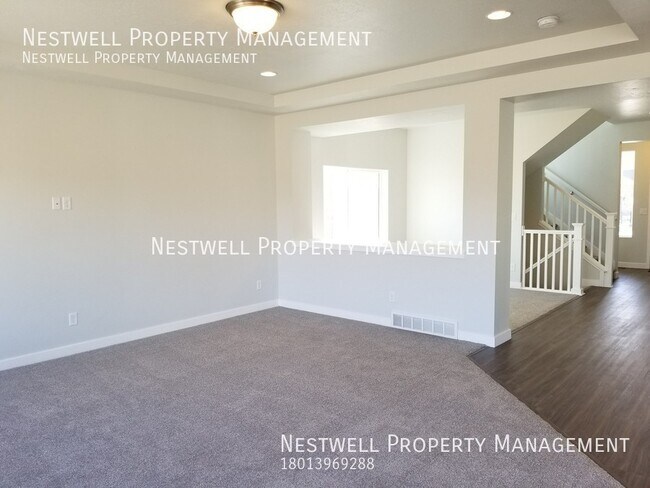 Building Photo - Beautiful Lehi Home