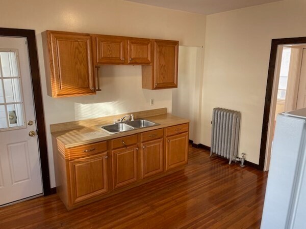 Building Photo - 16 Canby St