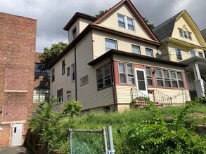 Building Photo - 499 Highland Ave