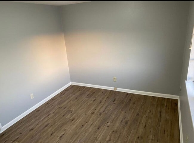 Building Photo - KF2