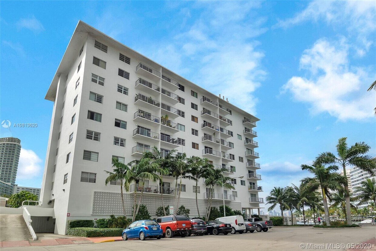 Foto principal - 1450 Lincoln Rd
