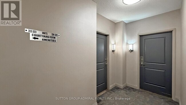 Photo du bâtiment - 65 E Liberty St