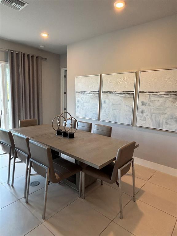 Foto del edificio - 7740 Sandy Ridge Dr