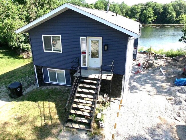Foto del edificio - 5801 Juniper Ave