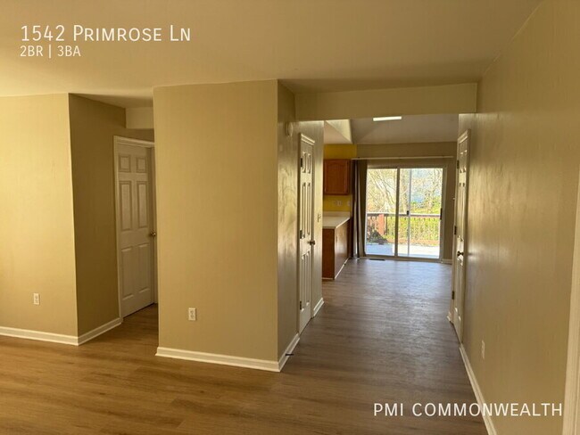 Building Photo - 1542 Primrose Ln