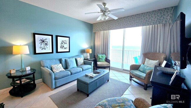 Foto del edificio - 455 E Beach Blvd