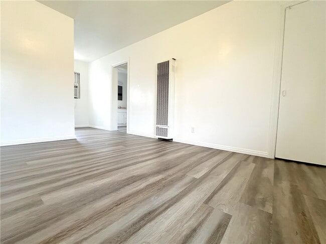 Foto del edificio - 10928 Evans St
