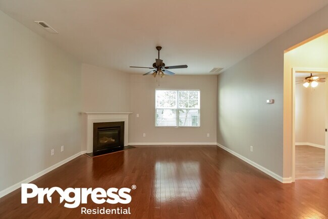 Building Photo - 4328 Burchard Dr