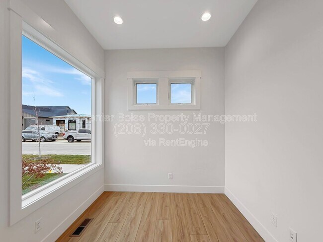 Foto del edificio - 819 N Danville Ave