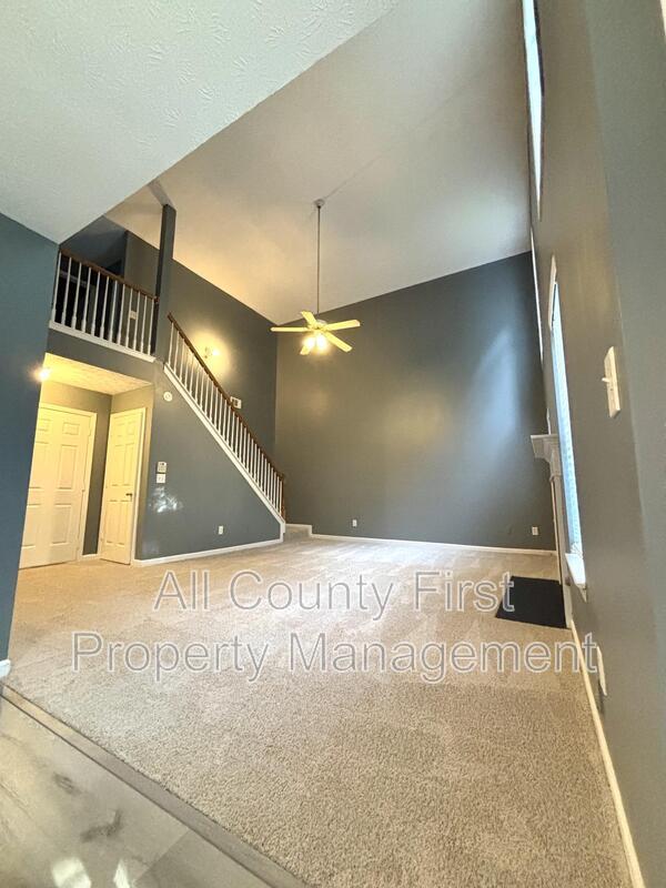 Foto del edificio - 4504 Carriage Park Dr