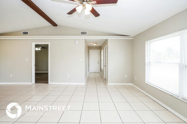 Foto del edificio - 548 Winer Ave SW