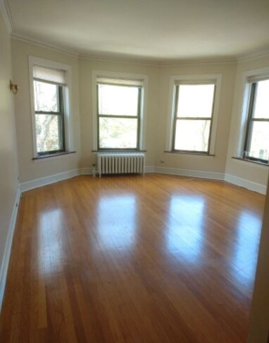 Foto del edificio - 1501 W Chase Ave