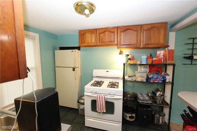Foto del edificio - 1 br, 1 bath House - 101 Yale Ave