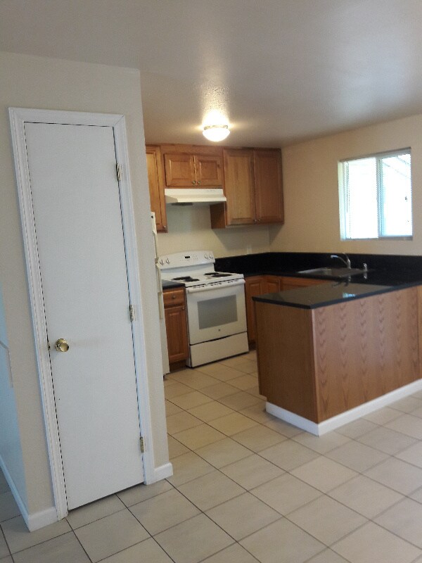 210 Chicago Blvd S Unit A, Pacific, WA 98047 Room for Rent in Pacific