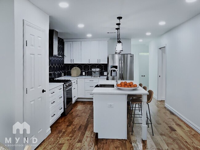 Building Photo - 3622 Texas Dr