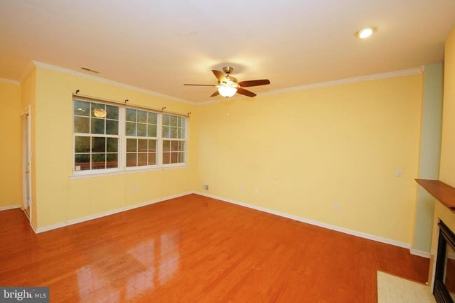 Building Photo - 62 Scarlet Oak Dr